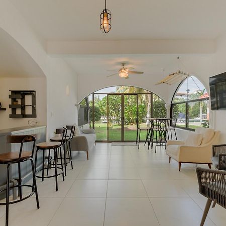 Chic Lagoon Front Villa By Casa Paraiso 칸쿤 외부 사진